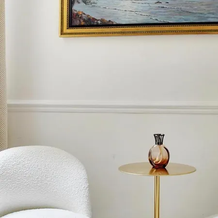 Superbe 3br Georges V Champs Elysees * Parijs