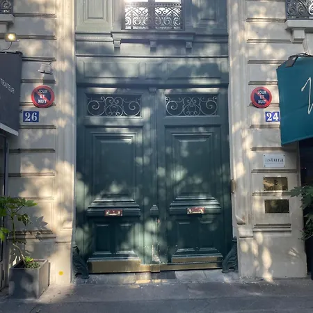 Superbe 3br Georges V Champs Elysees Apartment *