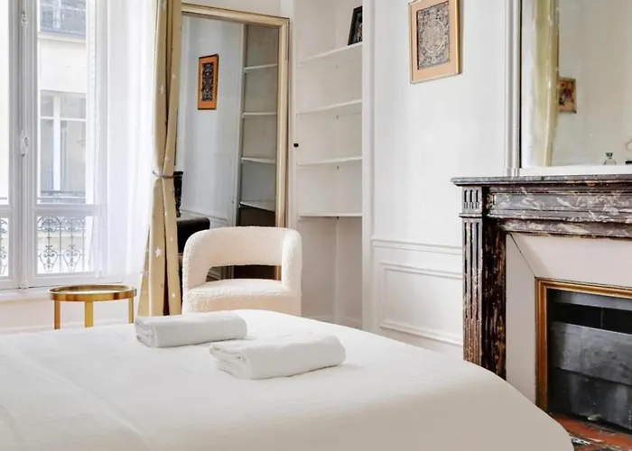 Superbe 3br Georges V Champs Elysees Appartement