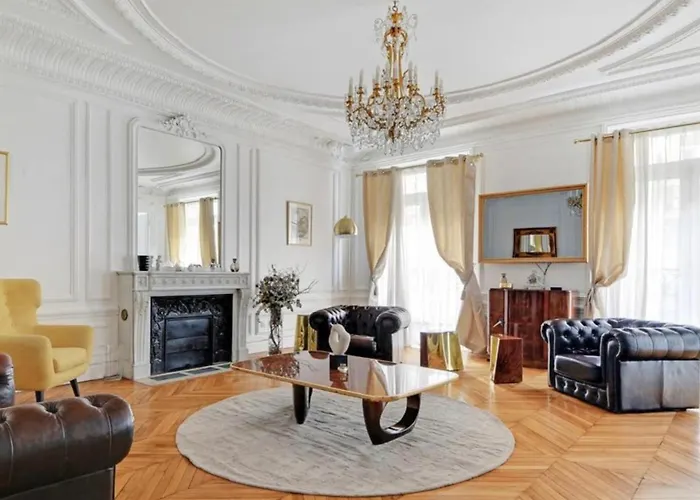 Appartement Superbe 3br Georges V Champs Elysees Paris